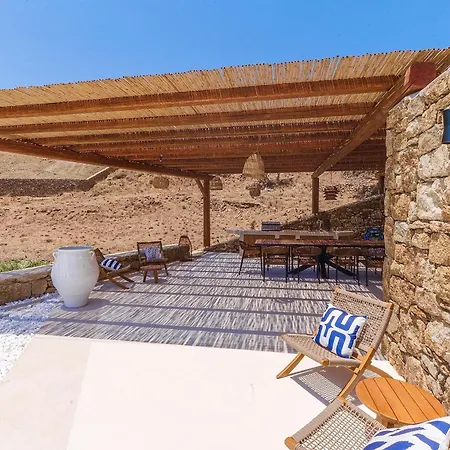 Rhea Elia Villa Fteliá