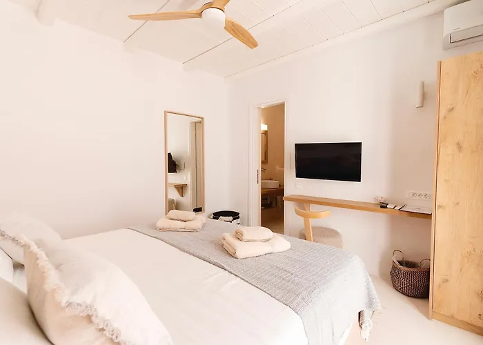 Rhea Elia Ftelia (Mykonos)