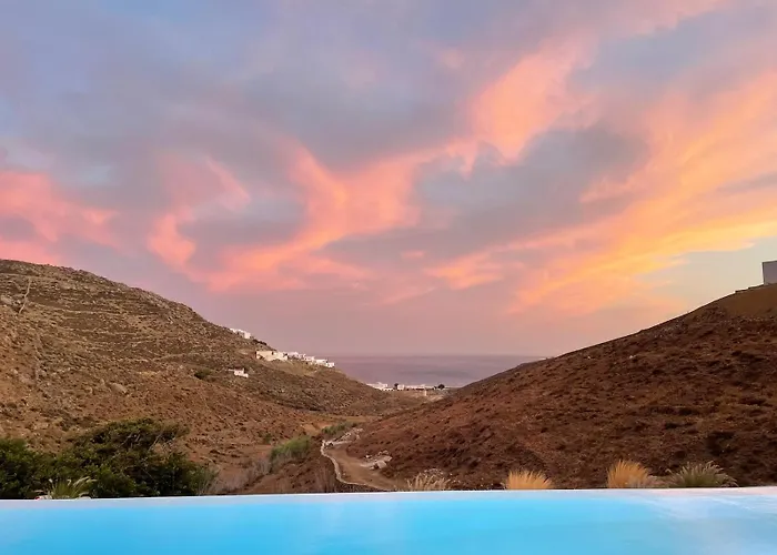 Rhea Elia * Ftelia (Mykonos)